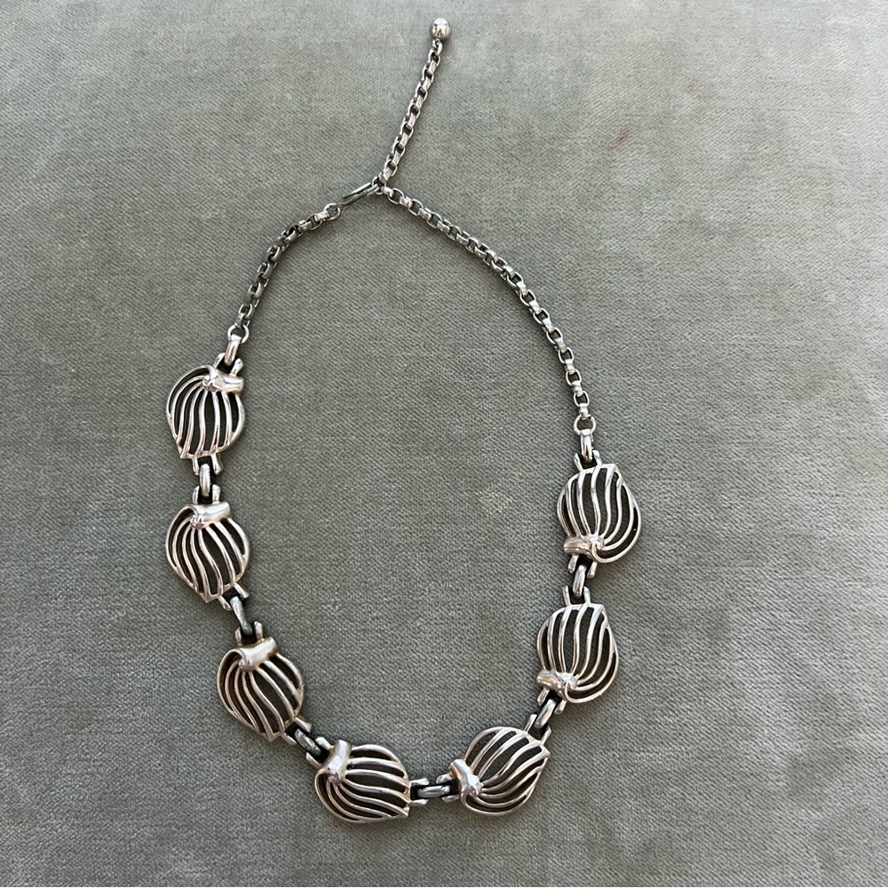 Vintage Silver Tone Chunky Shell Choker